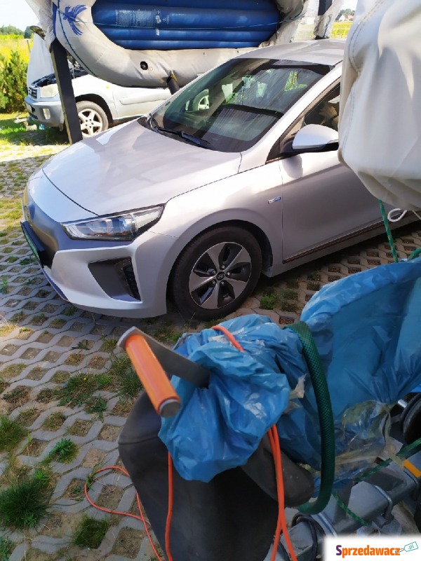 Hyundai IONIQ 2017 elektryczny - Na sprzedaż za 58 000 zł - Warszawa