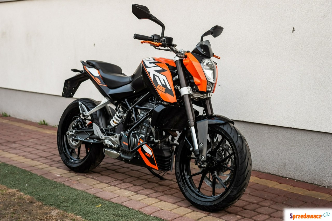 KTM duke - 125 R 2016 ABS AKRA...