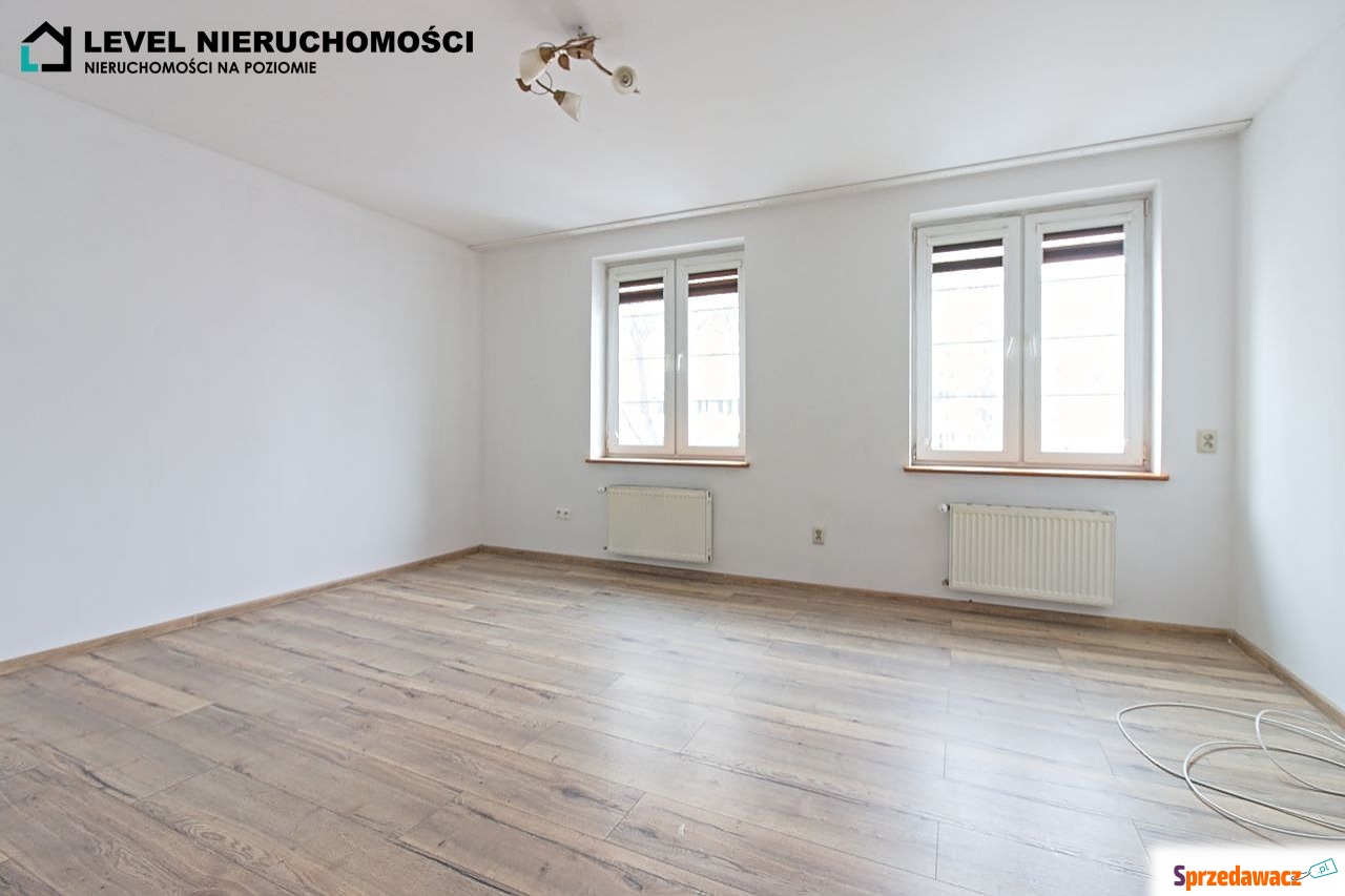 Przestronne mieszkanie dwupokojowe