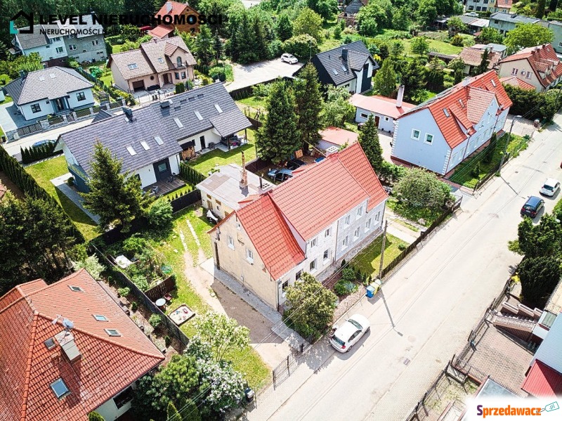 Czteropokojowe mieszkanie z ogródkiem