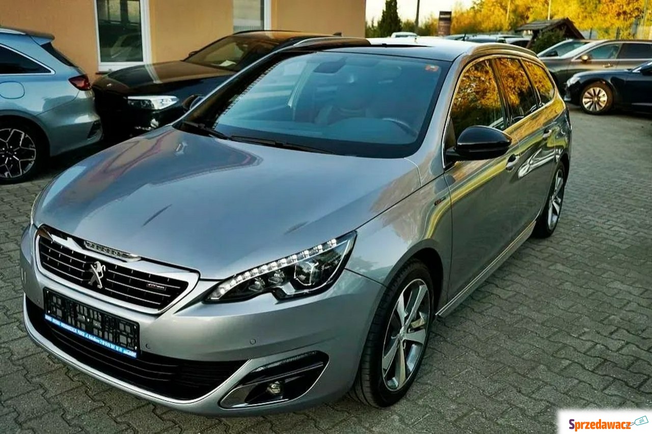 Peugeot 308 2016