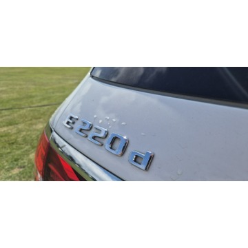 Mercedes - Benz E-klasa 2017,  2.0 diesel, automat - Na sprzedaż za 105 800 zł - Paproć - zdjęcie 11
