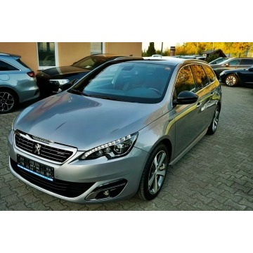 Peugeot 308 - 1,6HDI // GT// NAVI, Xenony, Line.