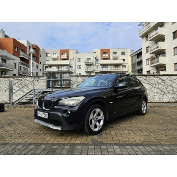 BMW X1  Hatchback 2011,  2.0 diesel, automat - Na sprzedaż za 26 900 zł - Tarnowskie Góry - zdjęcie 1