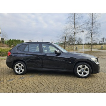 BMW X1  Hatchback 2011,  2.0 diesel, automat - Na sprzedaż za 26 900 zł - Tarnowskie Góry - zdjęcie 7