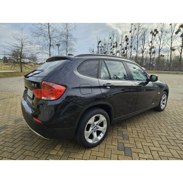 BMW X1  Hatchback 2011,  2.0 diesel, automat - Na sprzedaż za 26 900 zł - Tarnowskie Góry - zdjęcie 5
