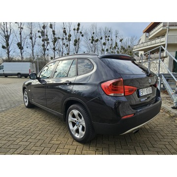 BMW X1  Hatchback 2011,  2.0 diesel, automat - Na sprzedaż za 26 900 zł - Tarnowskie Góry - zdjęcie 4