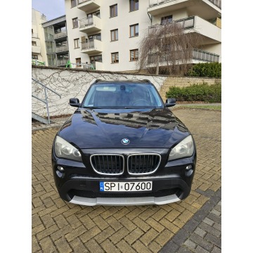 BMW X1  Hatchback 2011,  2.0 diesel, automat - Na sprzedaż za 26 900 zł - Tarnowskie Góry - zdjęcie 2
