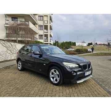 BMW X1  Hatchback 2011,  2.0 diesel, automat - Na sprzedaż za 26 900 zł - Tarnowskie Góry - zdjęcie 8