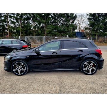 Mercedes - Benz A-klasa  Hatchback 2014,  2.0 benzyna, automat - Na sprzedaż za 55 900 zł - Szczecin - zdjęcie 8