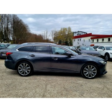 Mazda 6  Kombi 2018,  2.0 benzyna, automat - Na sprzedaż za 67 900 zł - Szczecin - zdjęcie 4