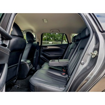 Mazda 6  Kombi 2018,  2.0 benzyna, automat - Na sprzedaż za 67 900 zł - Szczecin - zdjęcie 11