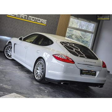 Porsche Panamera  Liftback 2011,  3.6 benzyna, automat - Na sprzedaż za 79 900 zł - Dębogórze - zdjęcie 7