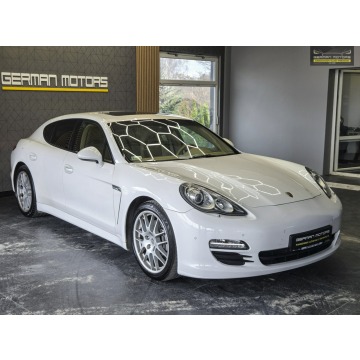 Porsche Panamera  Liftback 2011,  3.6 benzyna, automat - Na sprzedaż za 79 900 zł - Dębogórze - zdjęcie 12
