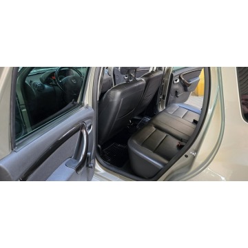 Dacia Duster  SUV 2011,  1.6 benzyna - Na sprzedaż za 22 900 zł - Mysłowice - zdjęcie 12