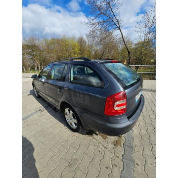 Skoda Octavia 2007,  1.9 diesel - Na sprzedaż za 6 999,00 zł - Głogów - zdjęcie 3