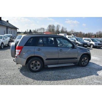 Suzuki Grand Vitara  SUV 2006,  2.0 benzyna+LPG, automat - Na sprzedaż za 10 900 zł - Majdan Sieniawski - zdjęcie 11