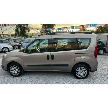 Fiat Doblo  Minivan/Van 2017,  1.4 benzyna+LPG - Na sprzedaż za 43 900 zł - Świdnica - zdjęcie 9