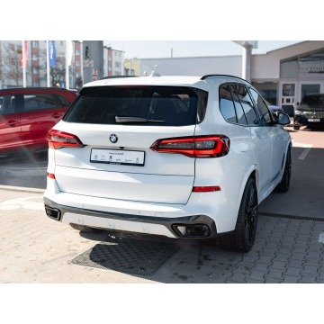 BMW X5  SUV 2021,  3.0 diesel, automat - Na sprzedaż za 215 200 zł - Gdynia - zdjęcie 4