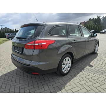 Ford Focus 2014,  1.5 diesel - Na sprzedaż za 20 400 zł - Kutno - zdjęcie 9