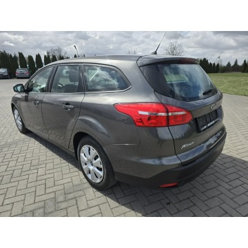 Ford Focus 2014,  1.5 diesel - Na sprzedaż za 20 400 zł - Kutno - zdjęcie 11