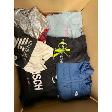 Odzież second hand zara berskha H&M tommy boss... - Buty uniseks - Warszawa - zdjęcie 1
