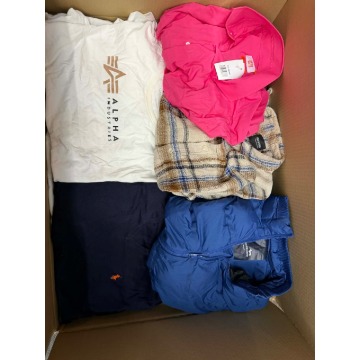 Odzież second hand zara berskha H&M tommy boss... - Buty uniseks - Warszawa - zdjęcie 8