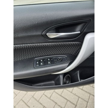 BMW Seria 1  Hatchback 2012,  2.0 diesel - Na sprzedaż za 17 900 zł - Kutno - zdjęcie 11