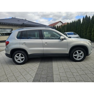 Volkswagen Tiguan  SUV 2009,  2.0 diesel - Na sprzedaż za 25 900 zł - Strzegom - zdjęcie 4