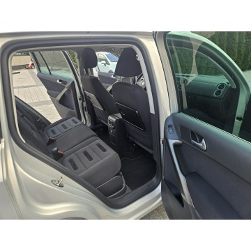 Volkswagen Tiguan  SUV 2009,  2.0 diesel - Na sprzedaż za 25 900 zł - Strzegom - zdjęcie 11
