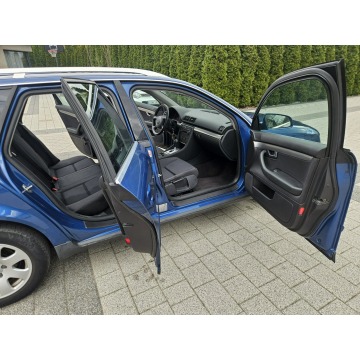 Audi A4  Kombi 2003,  2.0 benzyna, automat - Na sprzedaż za 10 900 zł - Strzegom - zdjęcie 9