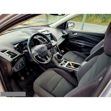 Ford Kuga  SUV 2017,  1.5 diesel - Na sprzedaż za 43 900 zł - Szczecin - zdjęcie 9