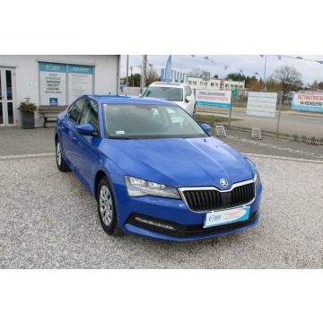 Skoda Superb  Hatchback 2021,  2.0 diesel - Na sprzedaż za 56 900 zł - Warszawa - zdjęcie 4