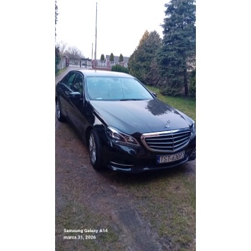 Mercedes - Benz E-klasa  Sedan/Limuzyna 2015,  2.1 diesel, automat - Na sprzedaż za 45 900 zł - Starachowice - zdjęcie 4