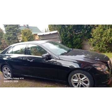 Mercedes - Benz E-klasa  Sedan/Limuzyna 2015,  2.1 diesel, automat - Na sprzedaż za 45 900 zł - Starachowice - zdjęcie 5