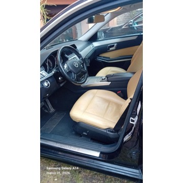 Mercedes - Benz E-klasa  Sedan/Limuzyna 2015,  2.1 diesel, automat - Na sprzedaż za 45 900 zł - Starachowice - zdjęcie 7