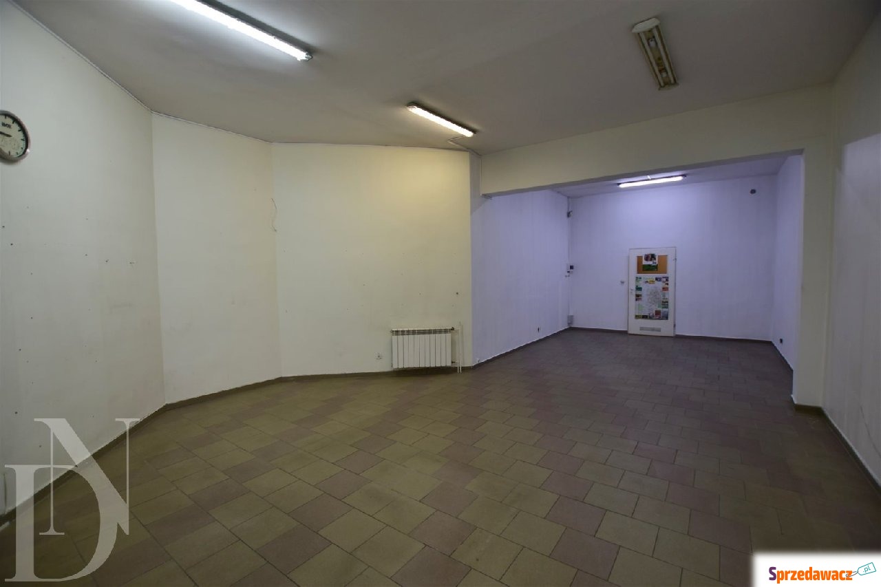 Lokal na wynajem 53 m² Centrum...