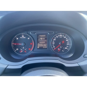 Audi Q3  SUV 2014,  2.0 diesel, automat - Na sprzedaż za 53 900 zł - Ostrołęka - zdjęcie 2