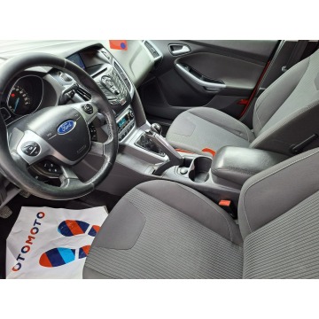 Ford Focus  Kombi 2013,  1.6 benzyna - Na sprzedaż za 19 900 zł - Jacków - zdjęcie 5