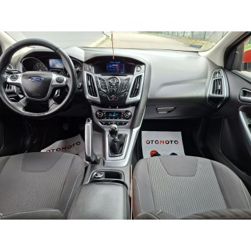 Ford Focus  Kombi 2013,  1.6 benzyna - Na sprzedaż za 19 900 zł - Jacków - zdjęcie 8