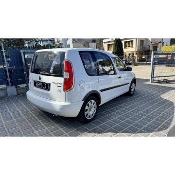 Skoda Roomster  Minivan/Van 2012,  1.4 benzyna - Na sprzedaż za 16 000 zł - Gdynia - zdjęcie 4