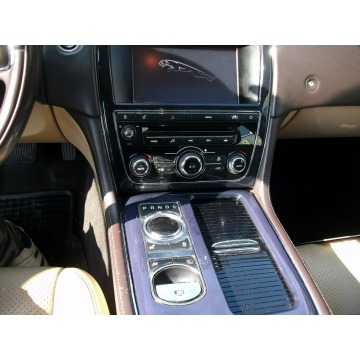 Jaguar XJ  Sedan/Limuzyna 2010,  3.0 diesel, automat - Na sprzedaż za 55 000 zł - Katowice - zdjęcie 10