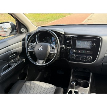 Mitsubishi Outlander  SUV 2013,  2.3 diesel, automat - Na sprzedaż za 41 999 zł - Gostyń - zdjęcie 9