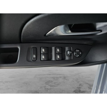 Opel Corsa  Hatchback 2026,  1.2 benzyna - Na sprzedaż za 73 900 zł - Łódź - zdjęcie 12