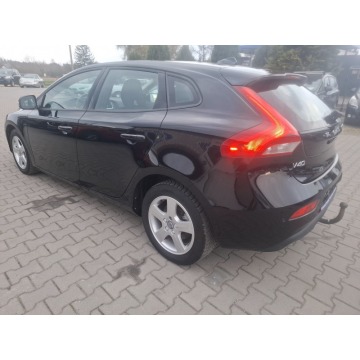Volvo V40  Hatchback 2015,  2.0 - Na sprzedaż za 33 300 zł - Malutkie - zdjęcie 6