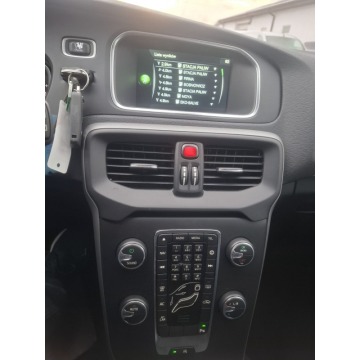 Volvo V40  Hatchback 2015,  2.0 - Na sprzedaż za 33 300 zł - Malutkie - zdjęcie 8