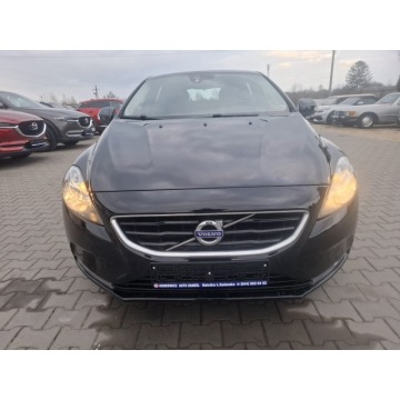 Volvo V40  Hatchback 2015,  2.0 - Na sprzedaż za 33 300 zł - Malutkie - zdjęcie 2