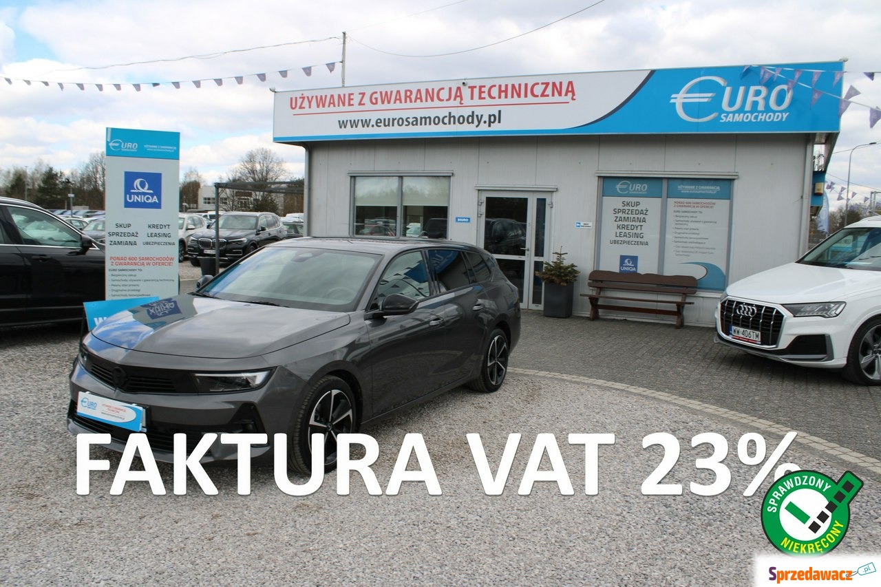 Opel Astra 2024
