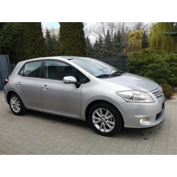Toyota Auris 2011,  1.6 benzyna - Na sprzedaż za 29 900 zł - Strzegom - zdjęcie 4