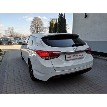 Hyundai i40 2015,  1.7 diesel, automat - Na sprzedaż za 34 900 zł - Strzegom - zdjęcie 5